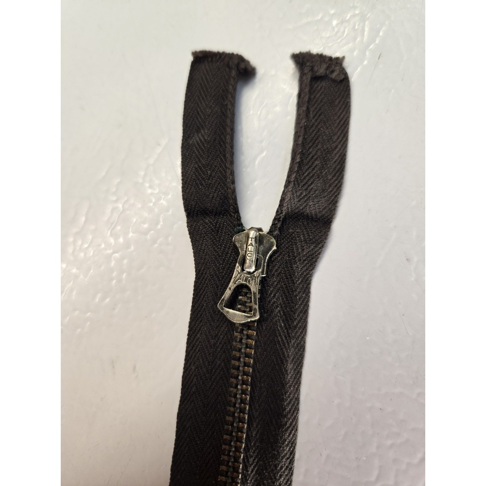 VTG TALON Bell Zipper Closed End Non-Separating 17in.